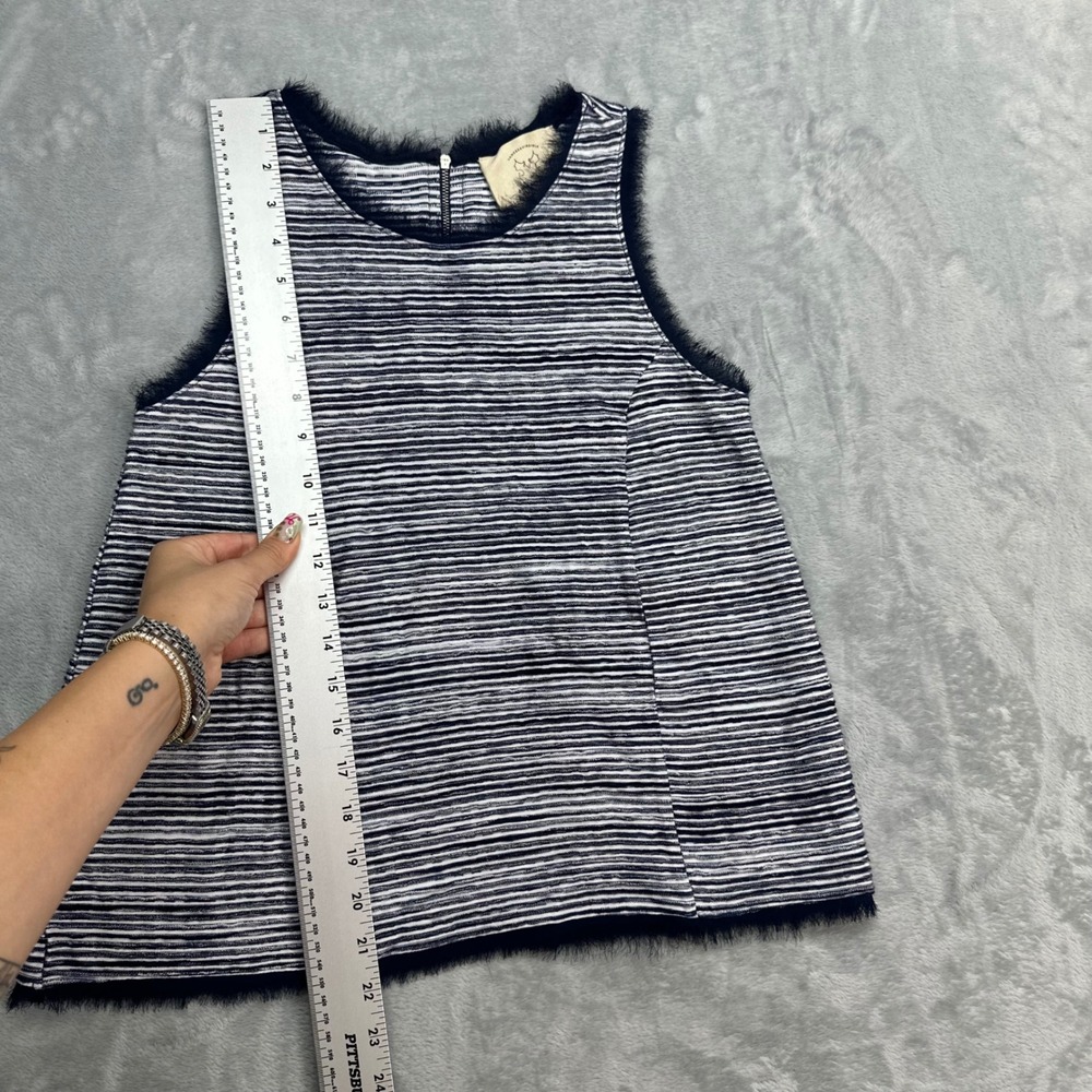 Vanessa Virginia Anthropologie Striped Fringe Sleeveless Shell Top Navy White XS - Picture 6 of 6